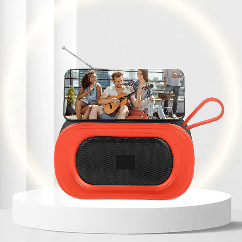 Outdoor Portable Wireless Speaker with Solar Panel Charging for Mobile Phones an
